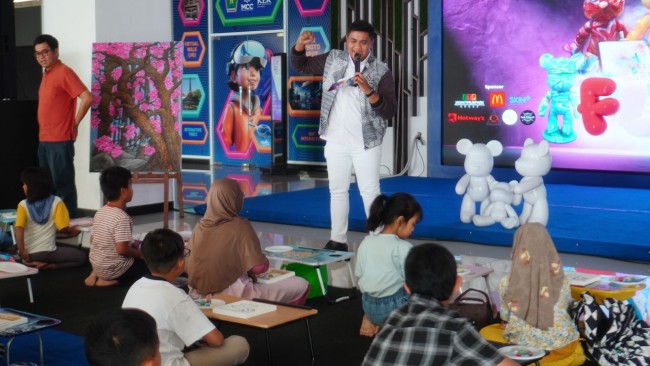Lomba melukis FLEX Competition yang diikuti 20 peserta dari berbagai SD. (Foto: istimewa)