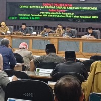 Pemkab dan DPRD Situbondo Kebut Pembahasan PAPBD 2025, Sinkronkan Visi Daerah dan Program Nasional