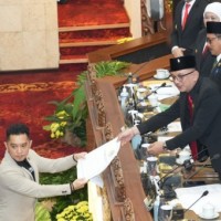 Toko Modern Menjamur, Fraksi PPP-PSI DPRD Jatim Minta Pemprov Turun Tangan