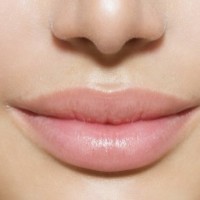 Rahasia Bibir Sehat: Stop Gunakan Lipstik yang Bikin Kering