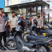 Wow... Kendaraan Jadoel Dinas Personel Polres Tulungagung Terawat dengan Baik