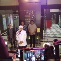 Diperiksa KPK 8 Jam, Khofifah Cuma Beri Keterangan Semenit