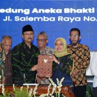 Tandatangani Perjanjian Pinjam Pakai Aset Pemkab untuk Sekolah Rakyat, Ini Harapan Wabup Dewi