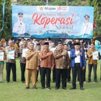 Pimpin Upacara Peringatan Hari Koperasi Nasional ke-78, Gus Qowim: Koperasi Jadi Bagian Penting Perekonomian