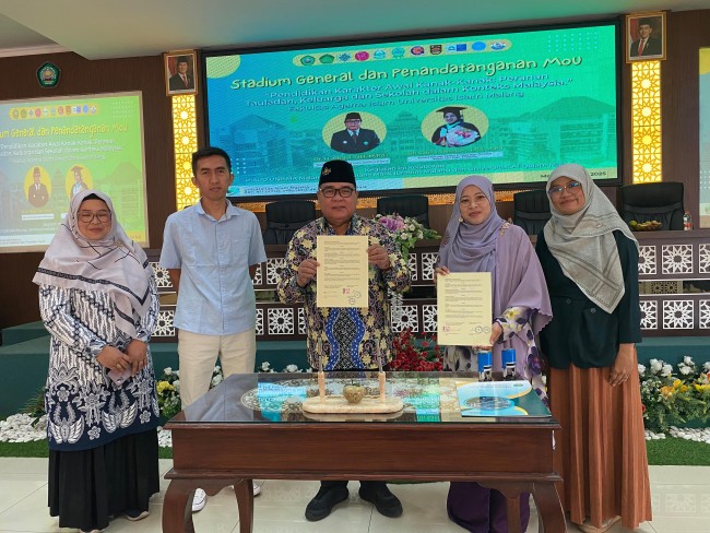 Foto bersama. 
