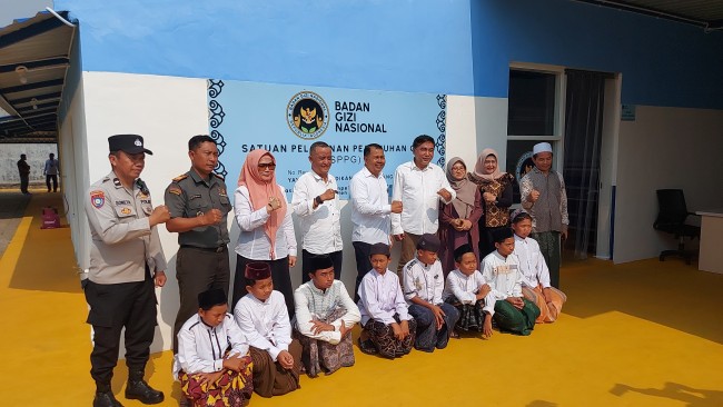 Foto bersama. 