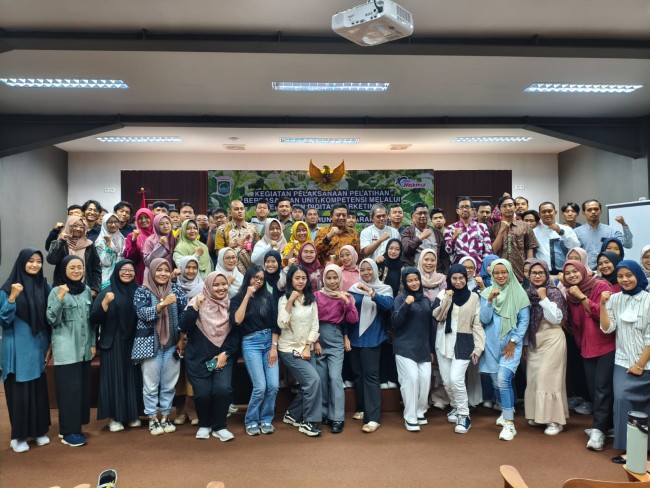 Foto bersama. 