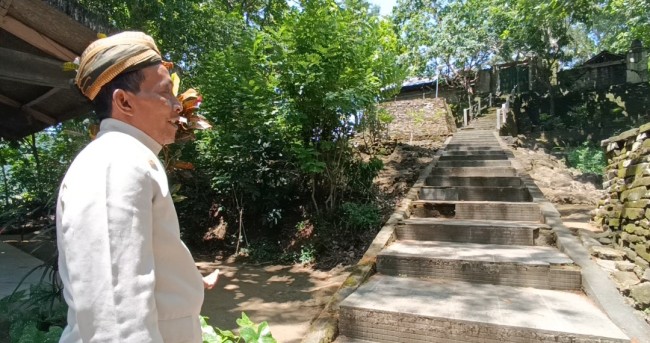 Makam. Girilaya