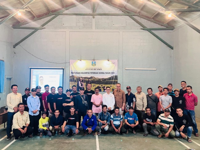 Foto bersama UPT PT dan HMT Jember. (Foto: istimewa)