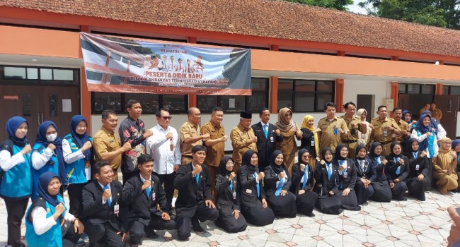 Foto bersama. 