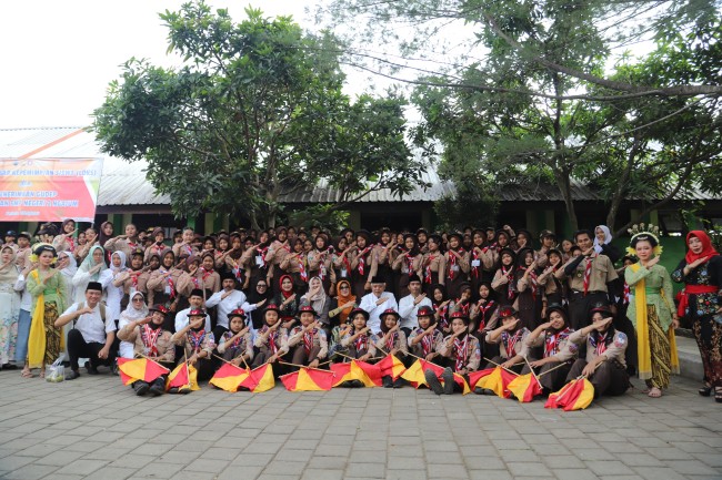 Foto bersama. 
