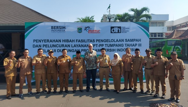 Foto bersama. 