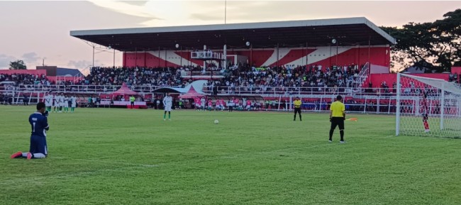 Adu penalti