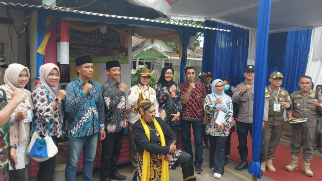 Penjurian Lomba SAK-RT 2025.