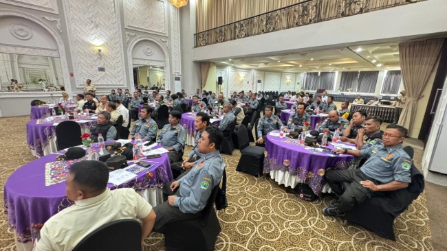 Para peserta Sosialisasi Ketentuan di Bidang Cukai dalam rangka Gempur Peredaran Rokok Ilegal yang menyasar Satuan Perlindungan Masyarakat (Satlinmas) Kota Malang. (Foto: ist)