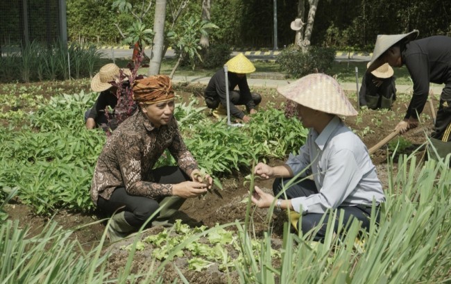 Cluster General Manager Grand Mercure Malang Mirama & Mercure Surabaya Grand Mirama, Sugito Adhi saat berbincang. (Foto: ist) 
