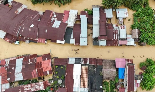 Puluhan rumah di Aceh terendam banjir. (Foto: Antara)