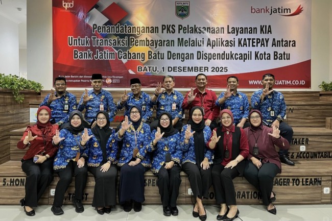 Foto bersama usai perjanjian kerjasama. (Foto: ist)