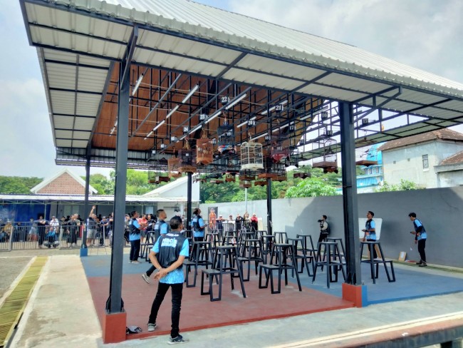 Gelaran Mbois Berkelas Cup yang sukses menyita antusias masyarakat.(Foto: Riski Wijaya/MalangTIMES).