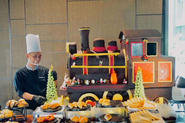 Cokelat Grand Mercure Malang Mirama dalam rangka menyambut Natal. (Foto: ist)