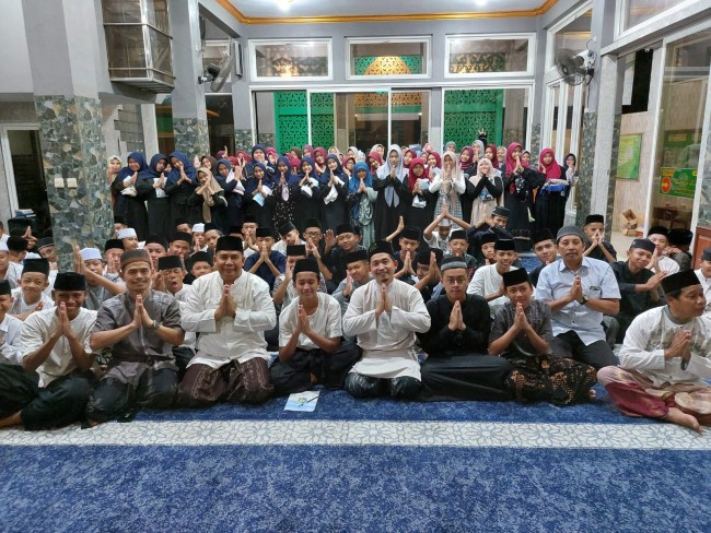 Kegiatan Pondok Ramadan SMP Negeri 1 Bululawang.